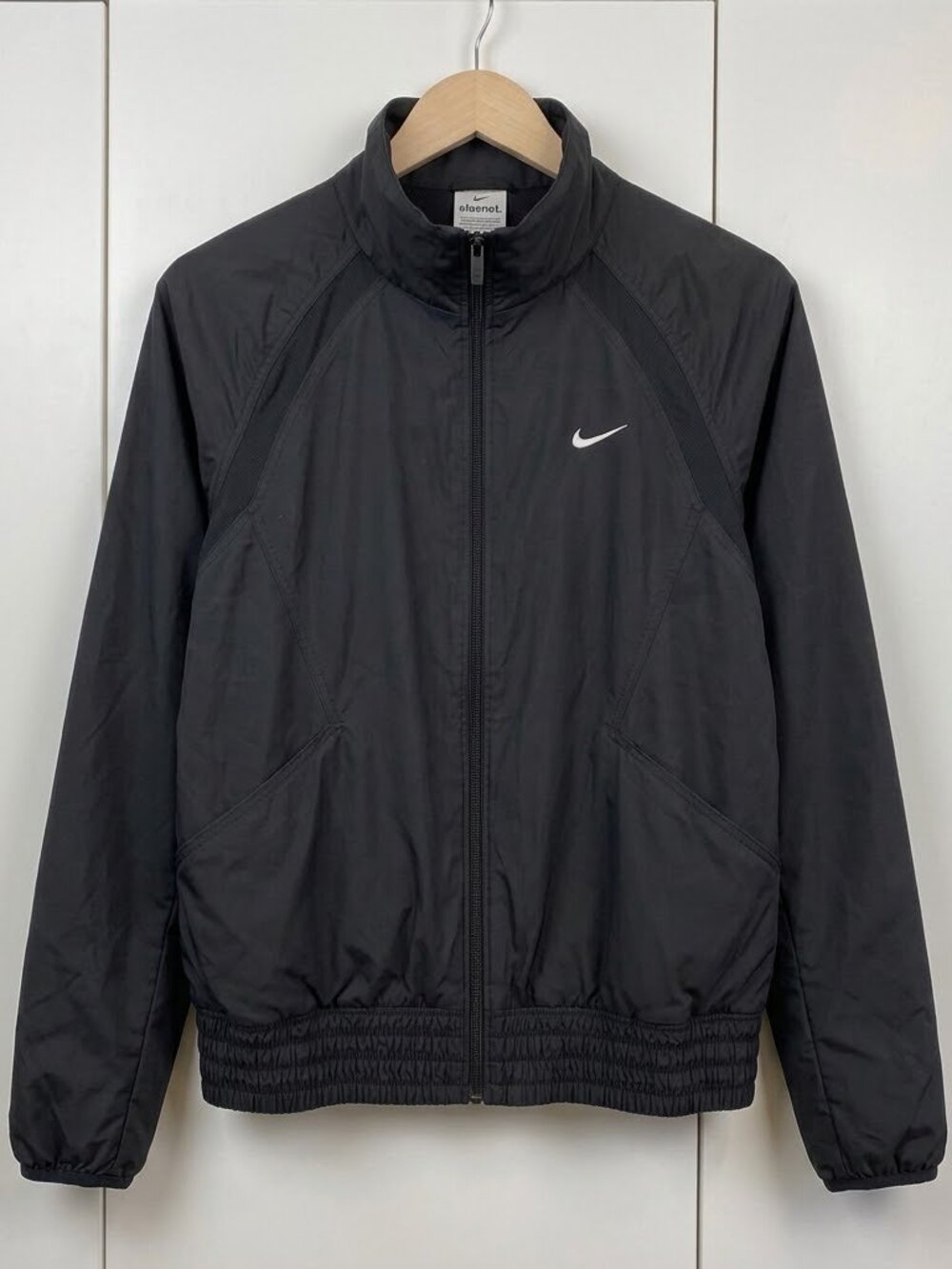Nike Dri-Fit Black Running Jacket L Athletic Track Windbreaker Zip Up